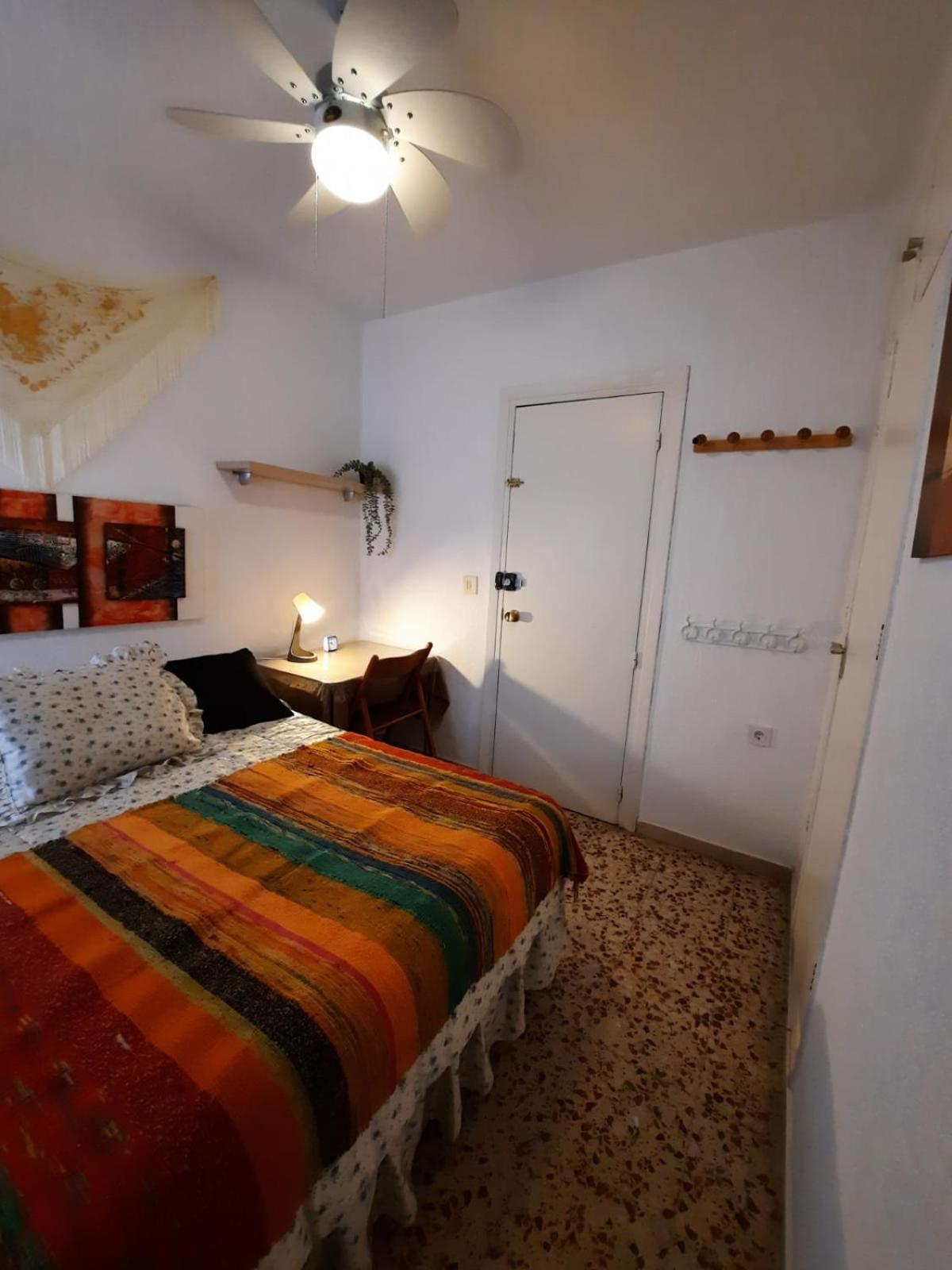 Habitaciones En Mi Piso Del Centro De 우엘바 외부 사진