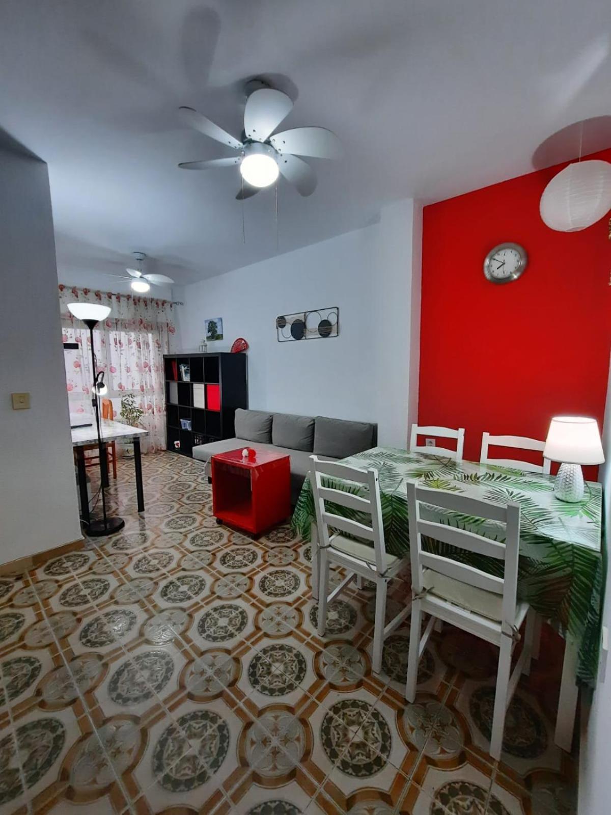 Habitaciones En Mi Piso Del Centro De 우엘바 외부 사진