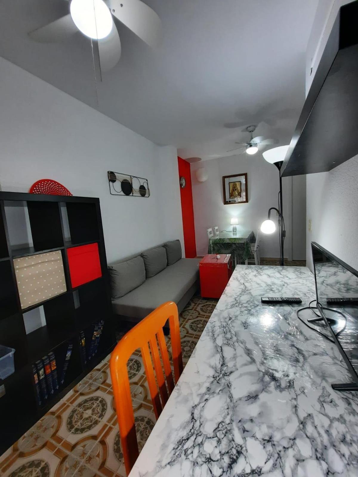 Habitaciones En Mi Piso Del Centro De 우엘바 외부 사진